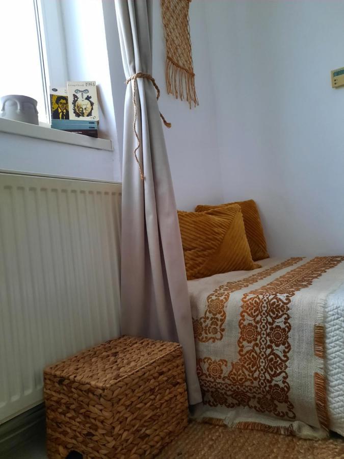 Cocooning In A Lovely Mountain Suite - Two 아주가 외부 사진